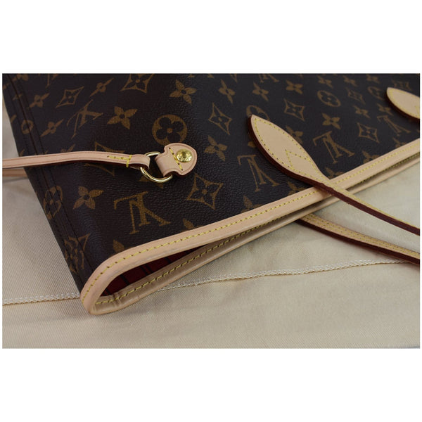 LV Neverfull MM Monogram Canvas Shoulder Bag