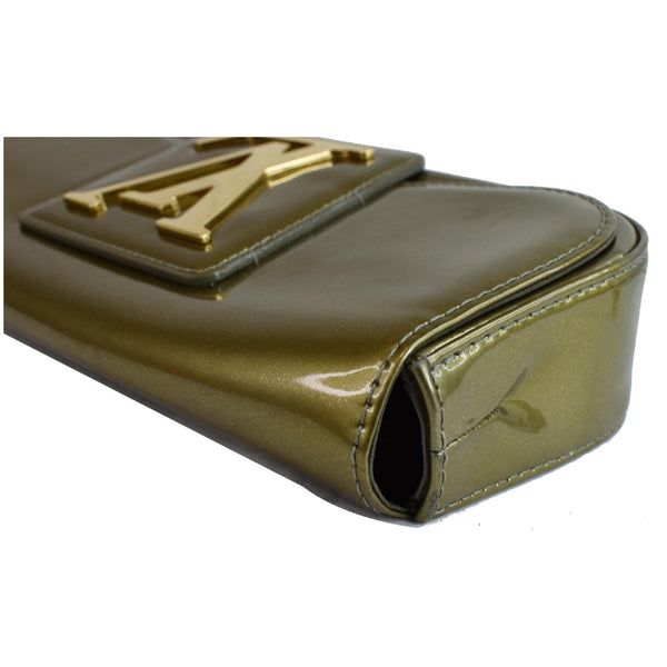 Louis Vuitton Sobe Pochette Vernis Leather Clutch Bag -corner focused view]