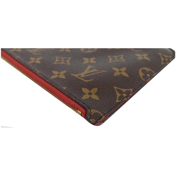 Louis Vuitton Pochette Wristlet Pouch Neverfull MM - top corner