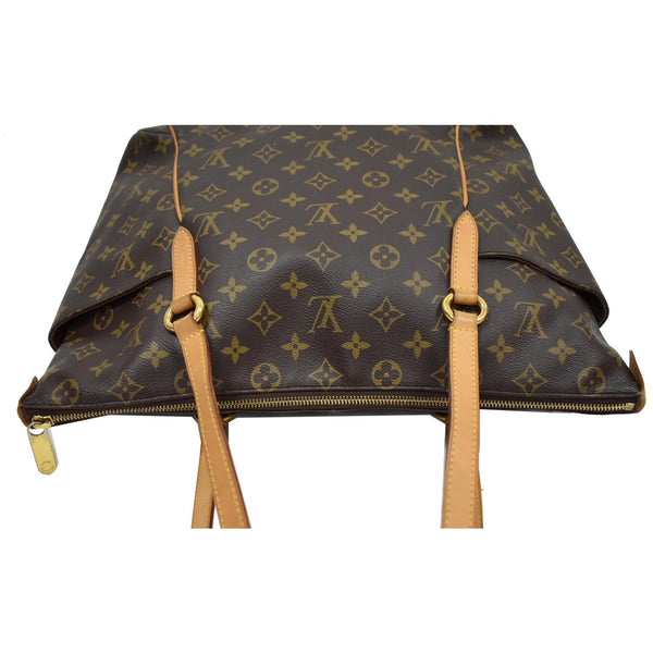 LOUIS VUITTON Totally MM Monogram Canvas Shoulder Bag Brown