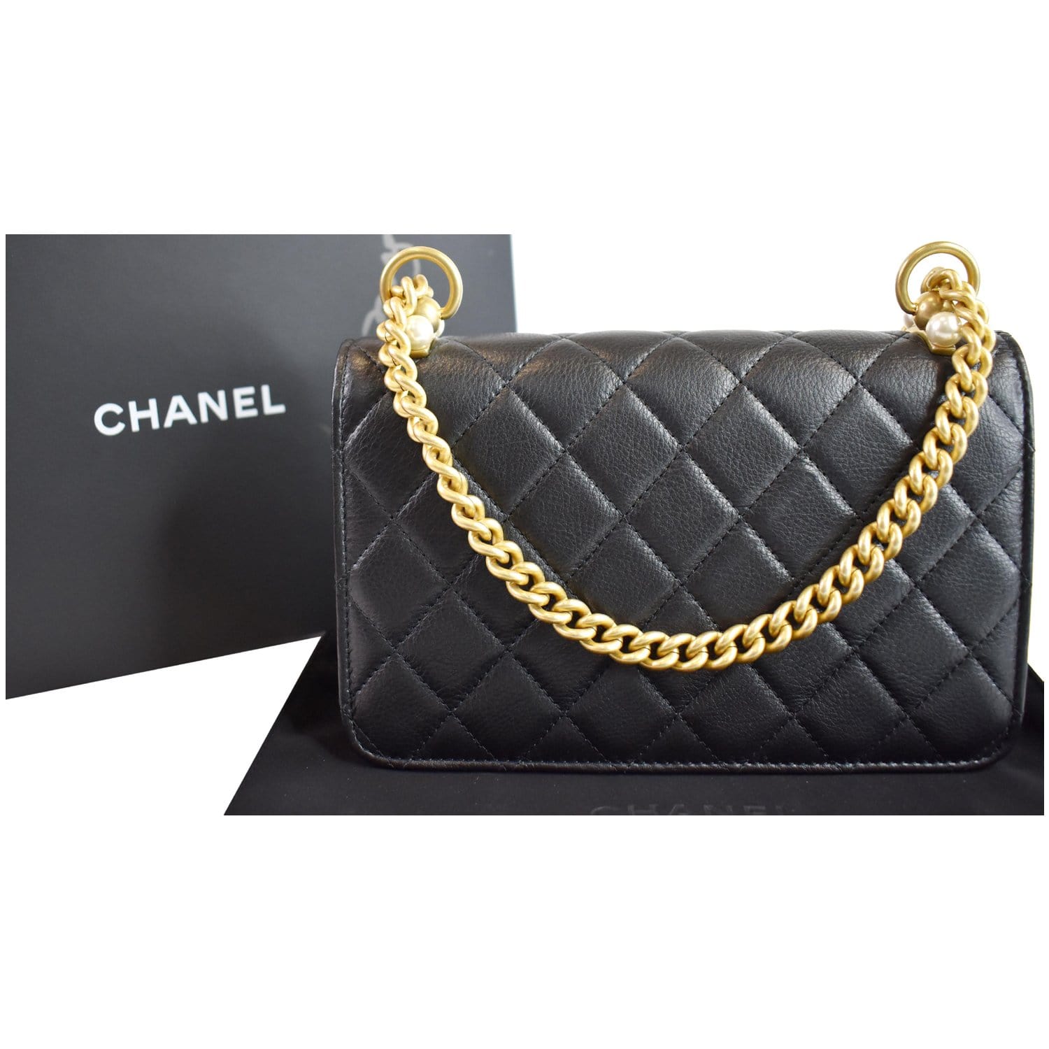 Chanel Pearl Crush Round Clutch With Chain Black Lambskin Aged Gold Hardware