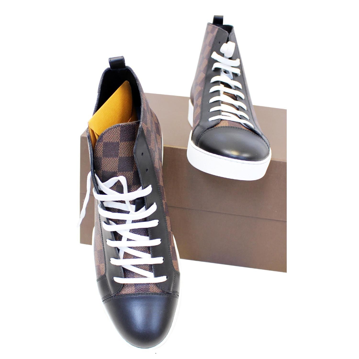 Louis Vuitton - LV Trainer Damier Ebene Lace-up shoes - Size: Shoes / EU 41  - Catawiki