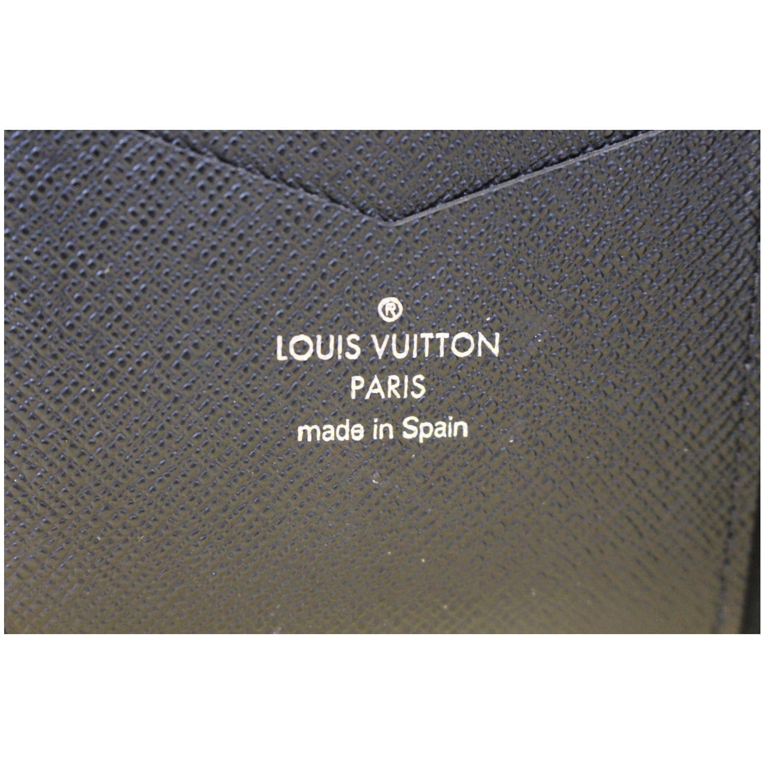 Louis Vuitton iPhone Folio Monogram Eclipse Canvas iPhone 7 Plus