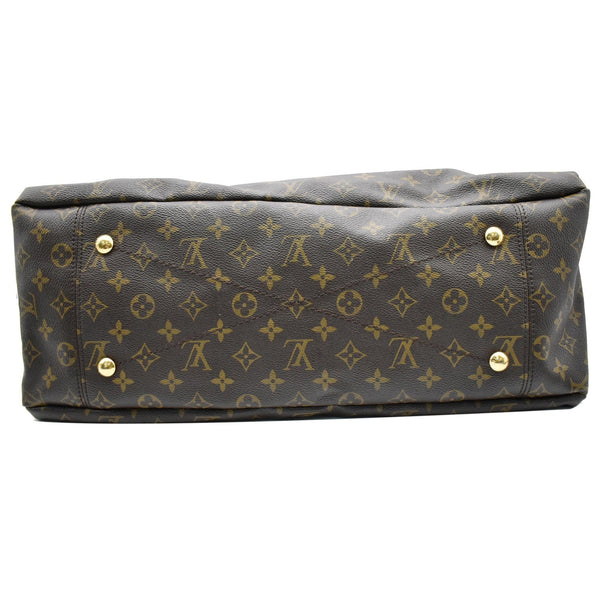 Louis Vuitton Artsy GM Monogram Canvas handbag bottom design