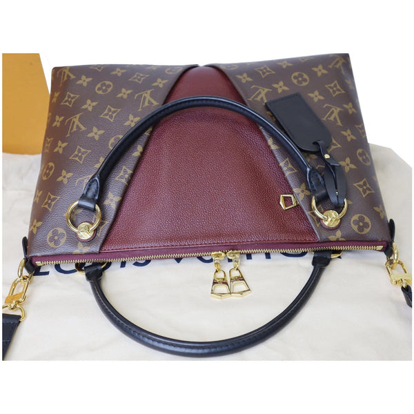Louis Vuitton V MM Monogram Canvas Tote Shoulder Bag top look