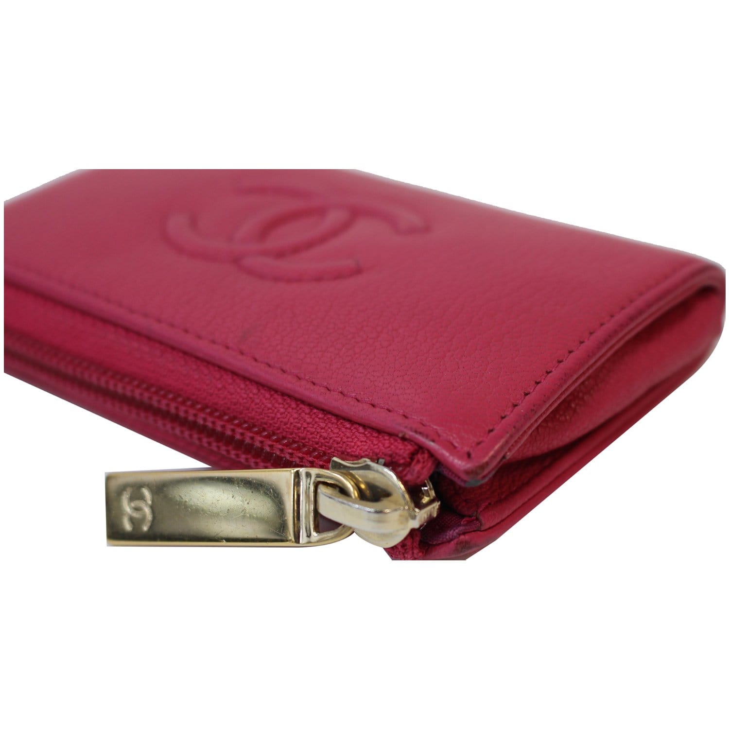 CHANEL 16S Red Lamb Skin Key Chain Zip Card Holder Silver Hardware –  AYAINLOVE CURATED LUXURIES