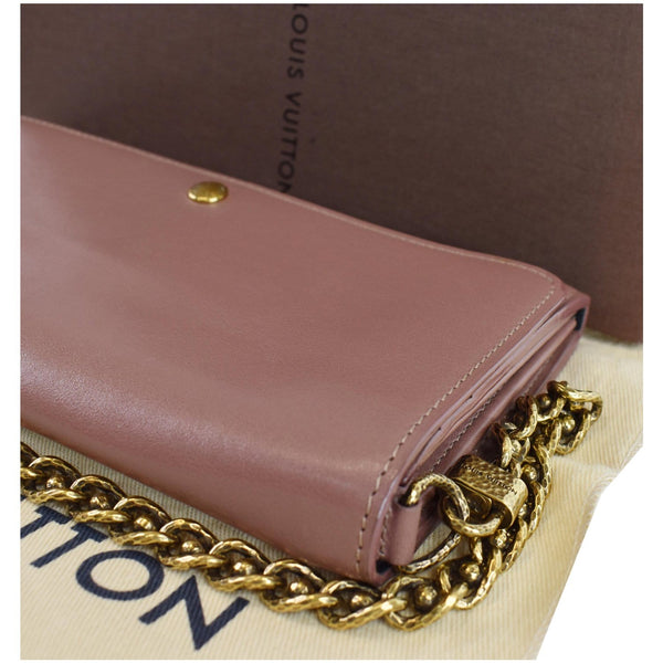 corner preview lv Sarah Cuir Boudoir Chain Wallet