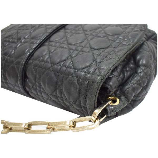 Preowned Lv Cannage New Lock Flap Leather Shoulder Bag