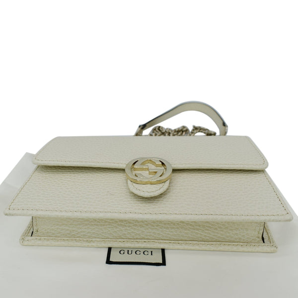 GUCCI GG Interlocking Pebbled Leather Crossbody Bag White 615523