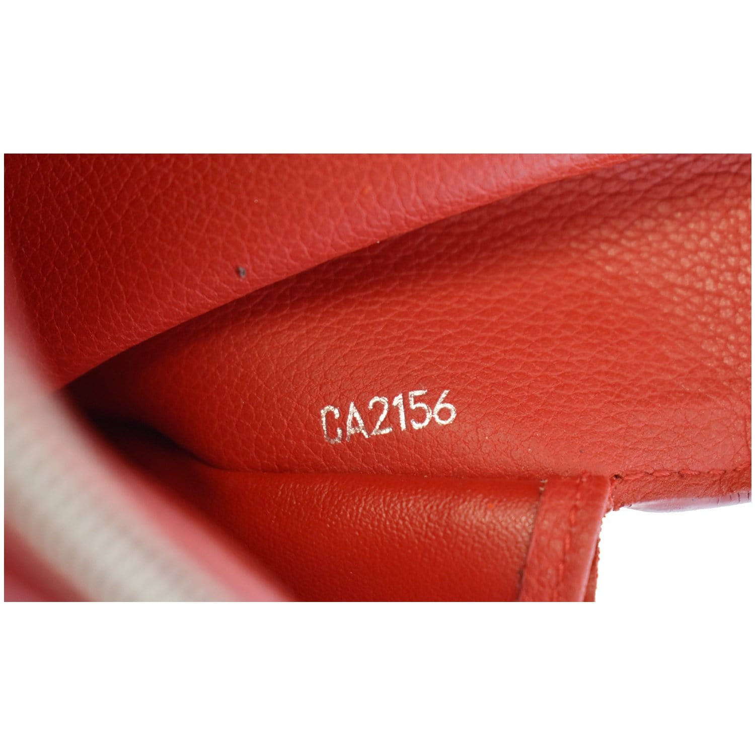 Louis Vuitton Red Leather Lockme II Wallet For Sale at 1stDibs
