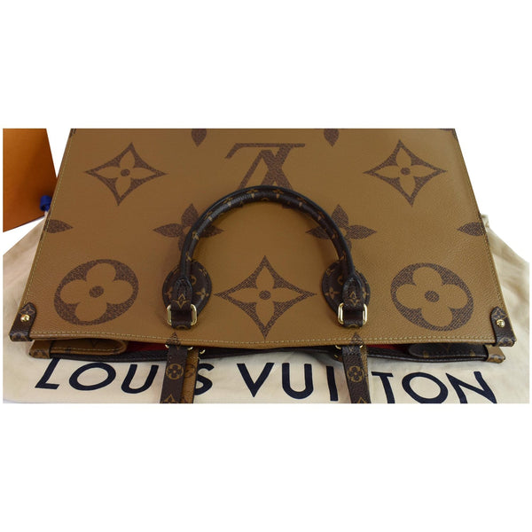 Louis Vuitton Onthego GM Reverse Monogram Giant Bag - top front preview