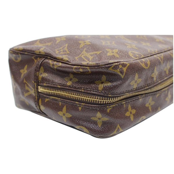 Louis Vuitton Trousse Toilette 28 Monogram Canvas Pouch - corner focused