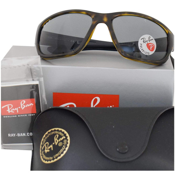 Ray-Ban Sunglasses Polarized Lens for men and women