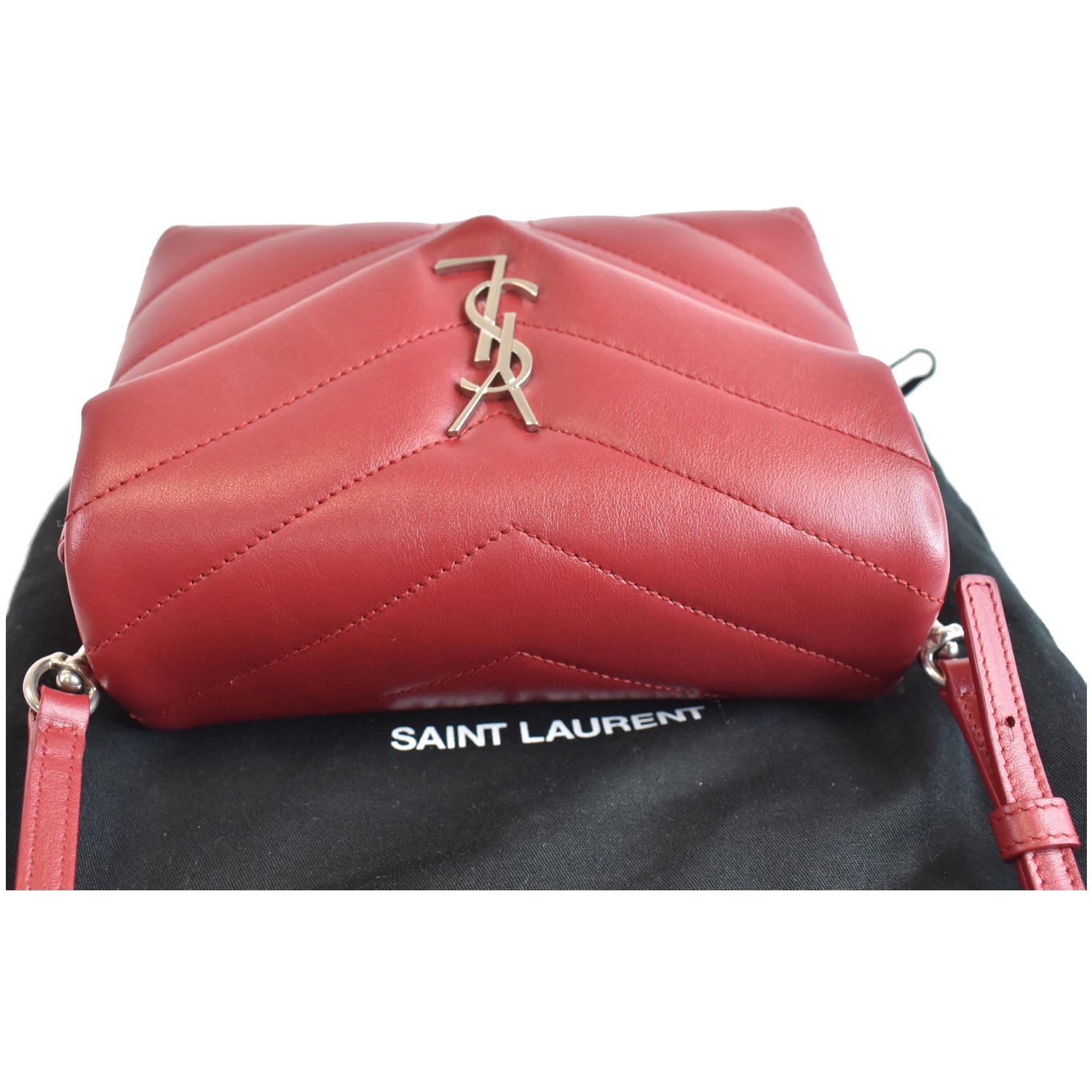 region alias Rejse YVES SAINT LAURENT Loulou Toy Matelasse Leather Crossbody Bag Red - 15