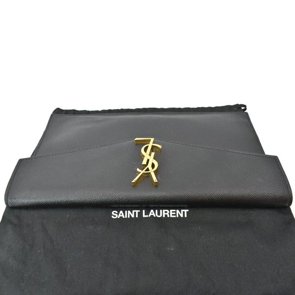 YVES SAINT LAURENT Uptown Envelope Grain De Poudre Leather Clutch Black