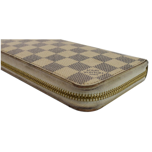Louis Vuitton Damier Azur Zippy Long Wallet White - zip corner