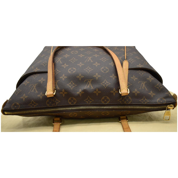 Louis Vuitton Totally MM Monogram Canvas handbag top zipper