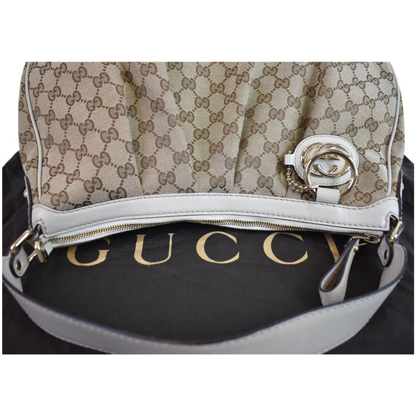 Gucci Medium Sukey GG Canvas Handbag zipper closure