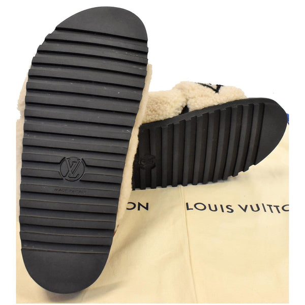 LOUIS VUITTON Paseo Flat Comfort Shearling and Calf Leather Sandal Size US 8.5