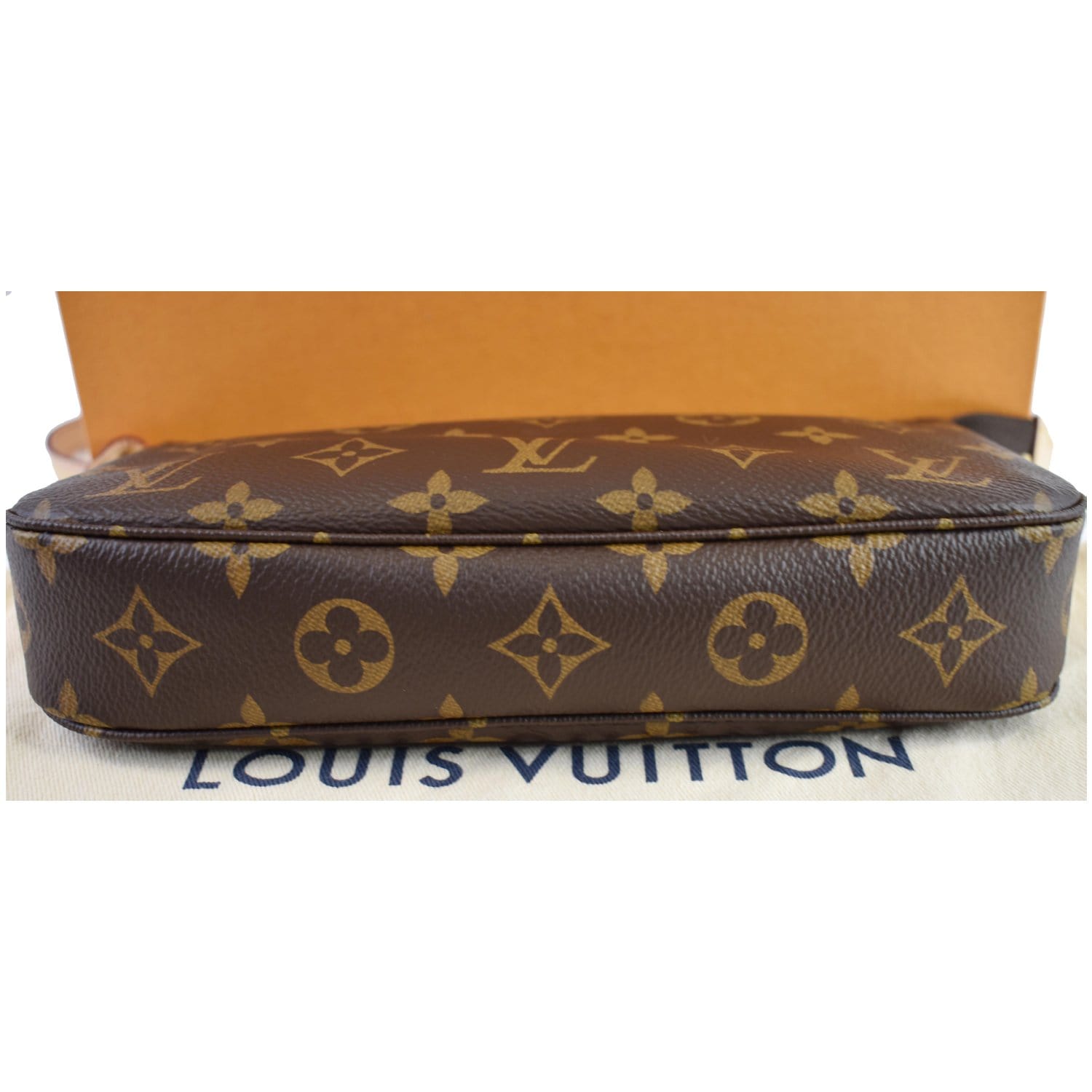 Louis Vuitton Mini Pochette accessoires Damier Ebene Brown Leather  ref.241051 - Joli Closet
