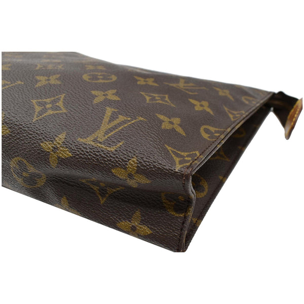 LOUIS VUITTON Toiletry 26 Monogram Canvas Cosmetic Pouch Brown