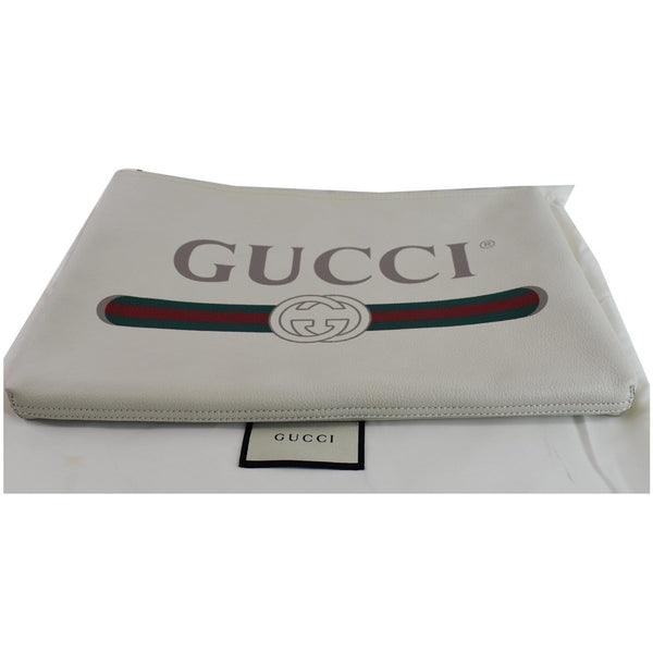 preloved Gucci Pebbled Leather Medium Logo Portfolio Clutch