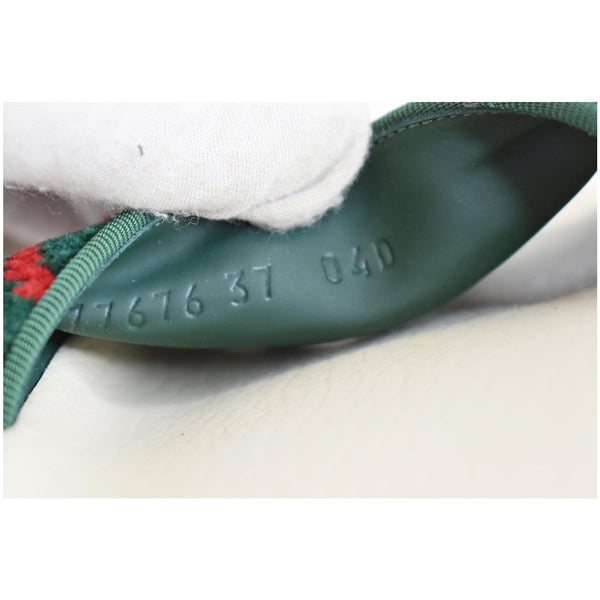 Gucci Logo Velvet Monogram Slide Sandal serail code