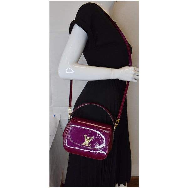 LOUIS VUITTON Pasadena Vernis Patent Leather Shoulder Bag Magenta