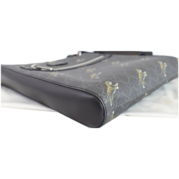 GUCCI Bestiary Tigers GG Supreme Square Messenger Bag Black 474137