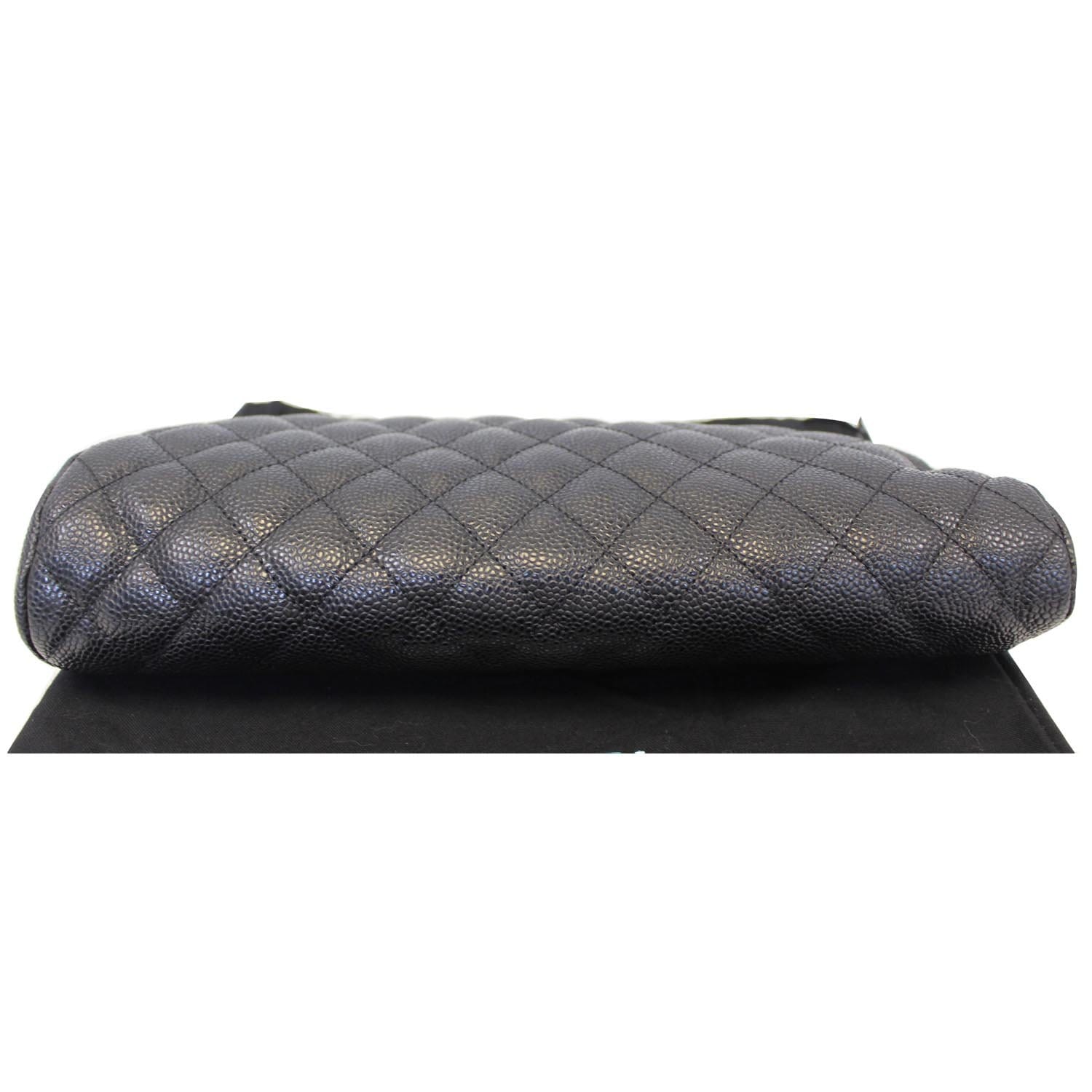 Leather clutch bag Chanel Black in Leather - 35642977