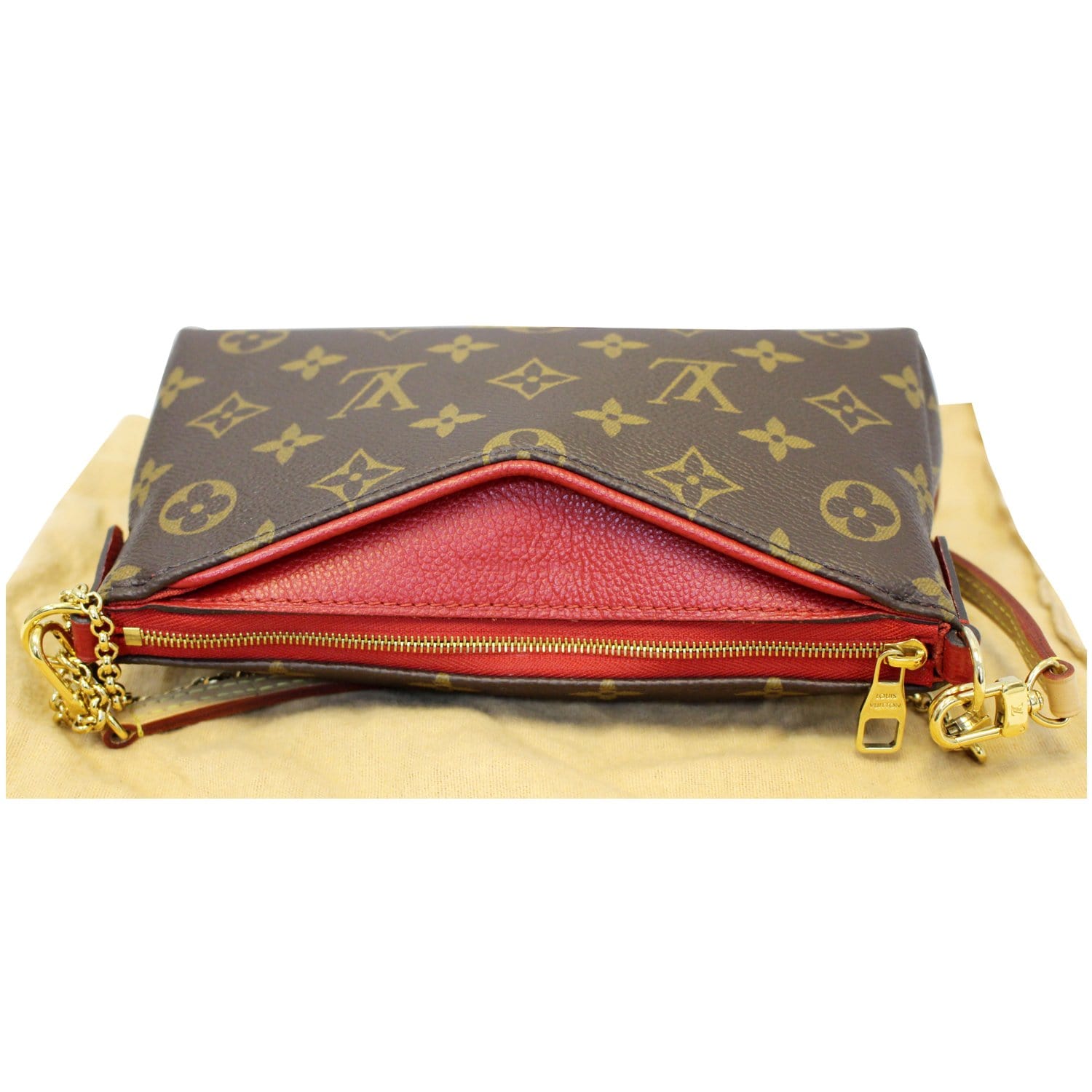 Pallas leather clutch bag Louis Vuitton Brown in Leather - 36907660