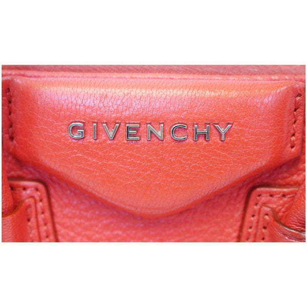 Givenchy Shoulder Bag Antigona Small Leather - givenchy logo