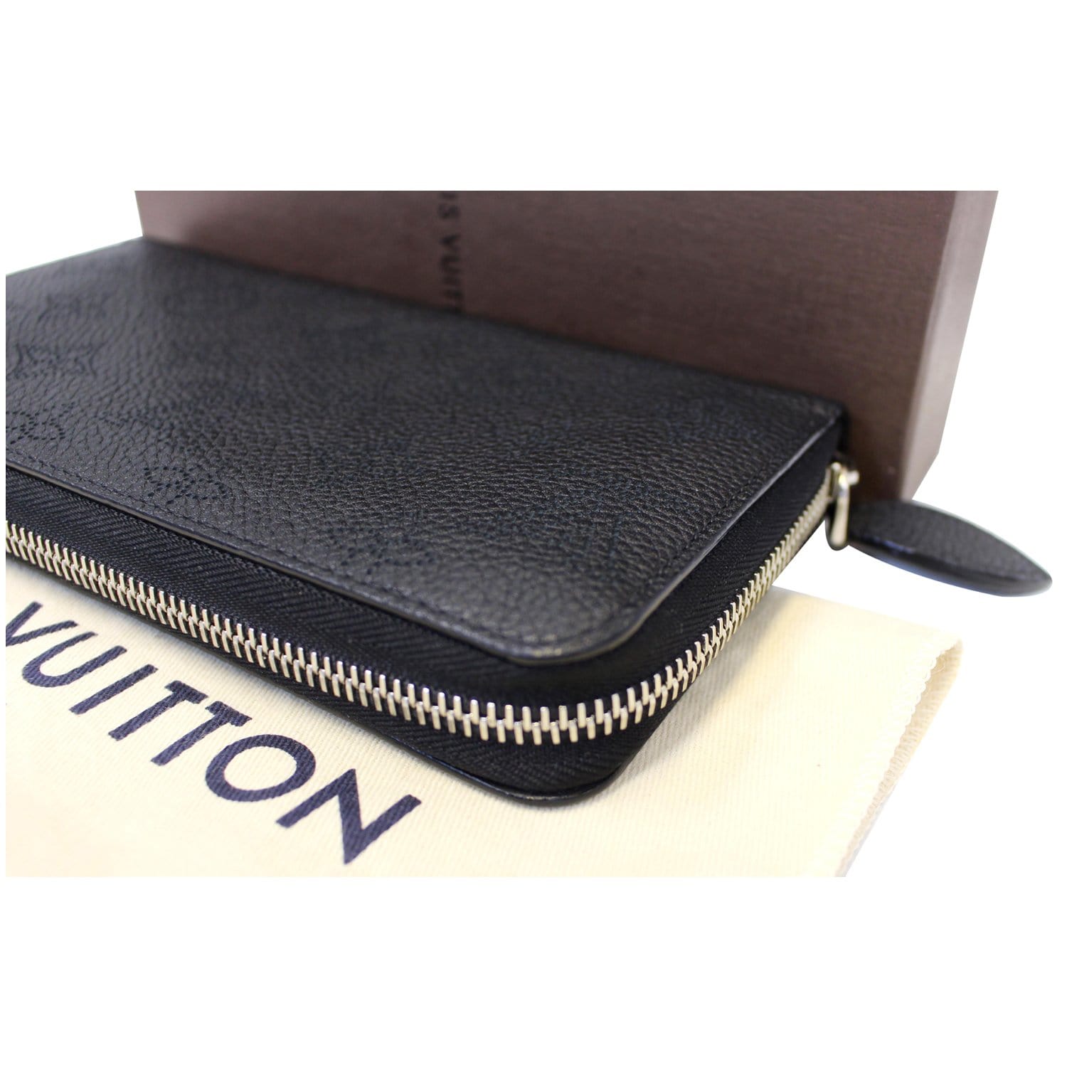 Louis Vuitton Mahina Black Leather Wallet (Pre-Owned) – Bluefly