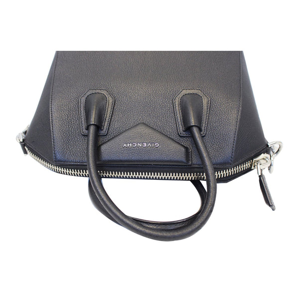 Givenchy Shoulder Bag Antigona Small Leather - strap 
