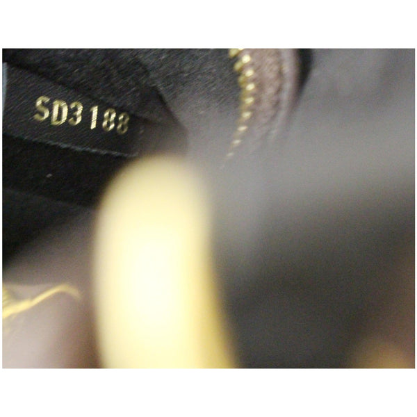 LOUIS VUITTON Neonoe Monogram Canvas Shoulder Bag Black