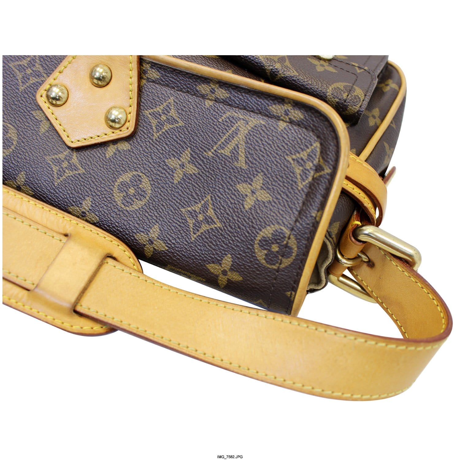 Louis Vuitton Hudson Handbag 393271