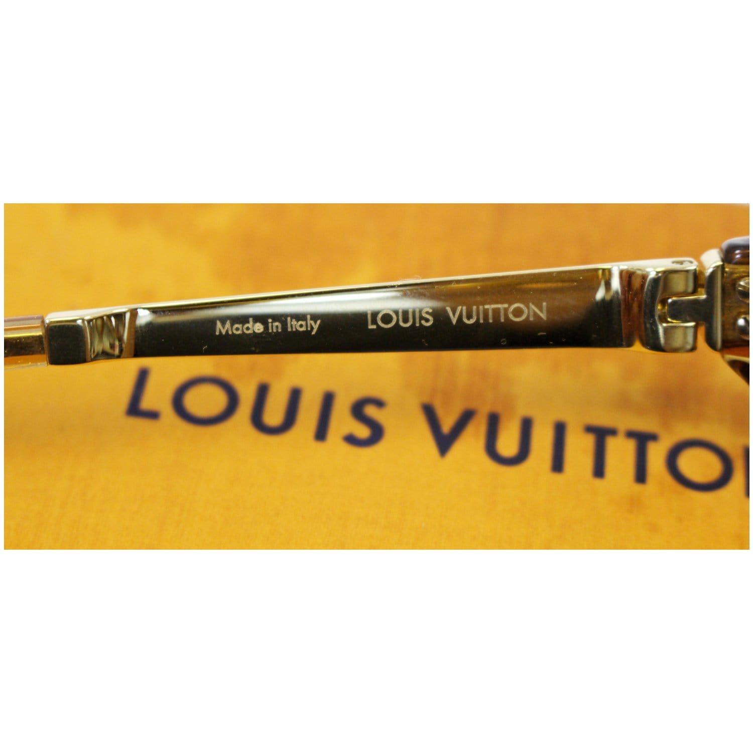 Louis Vuitton Petit Soupçon Cat Eye Sunglasses (Z0487E, Z0489E)