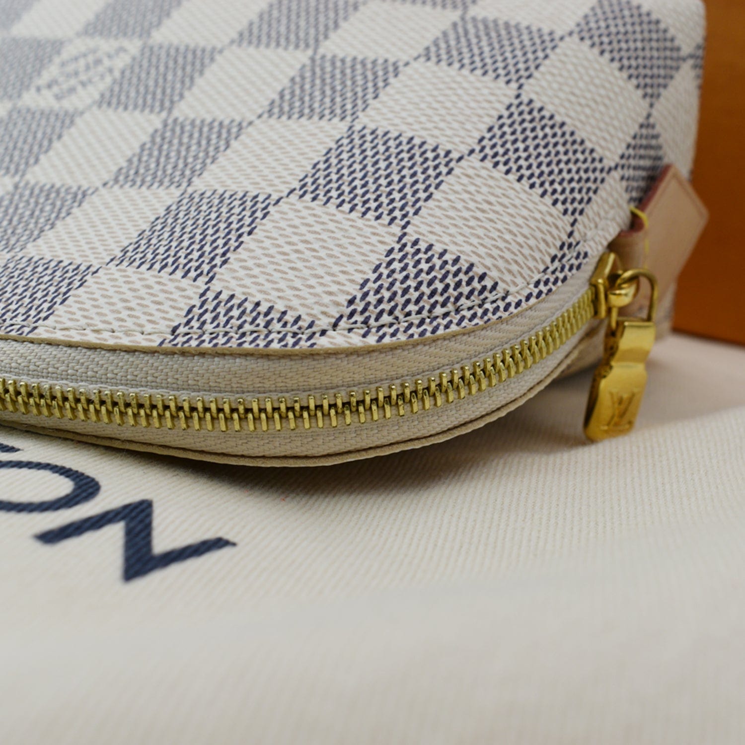 Louis Vuitton Pouch White - $600 (40% Off Retail) - From Ocean