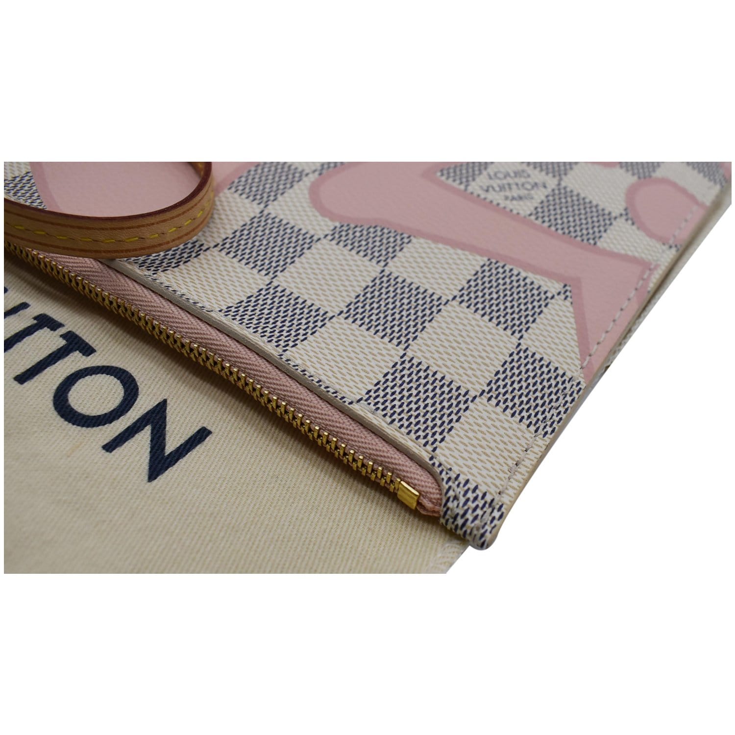 Louis Vuitton Pochette Wristlet Damier Azur Cream – Now You Glow