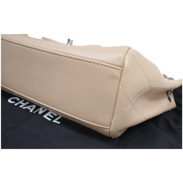 Chanel CC Accordion Lambskin Leather Shoulder Bag - bottom corner | DDH