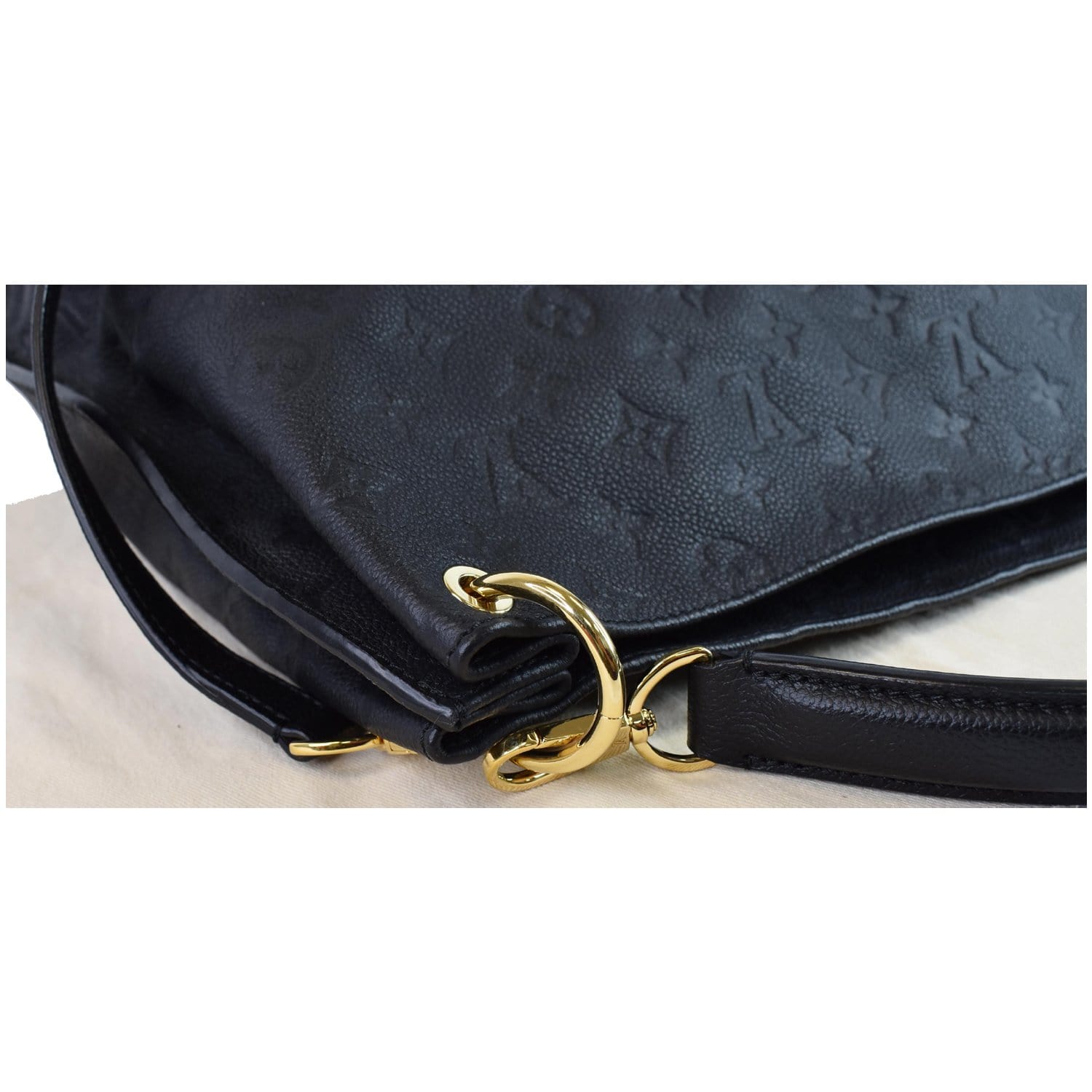 Black Louis Vuitton Monogram Empreinte Pochette Metis Satchel, LOUIS  VUITTON Delightful PM Monogram Hobo Shoulder Bag
