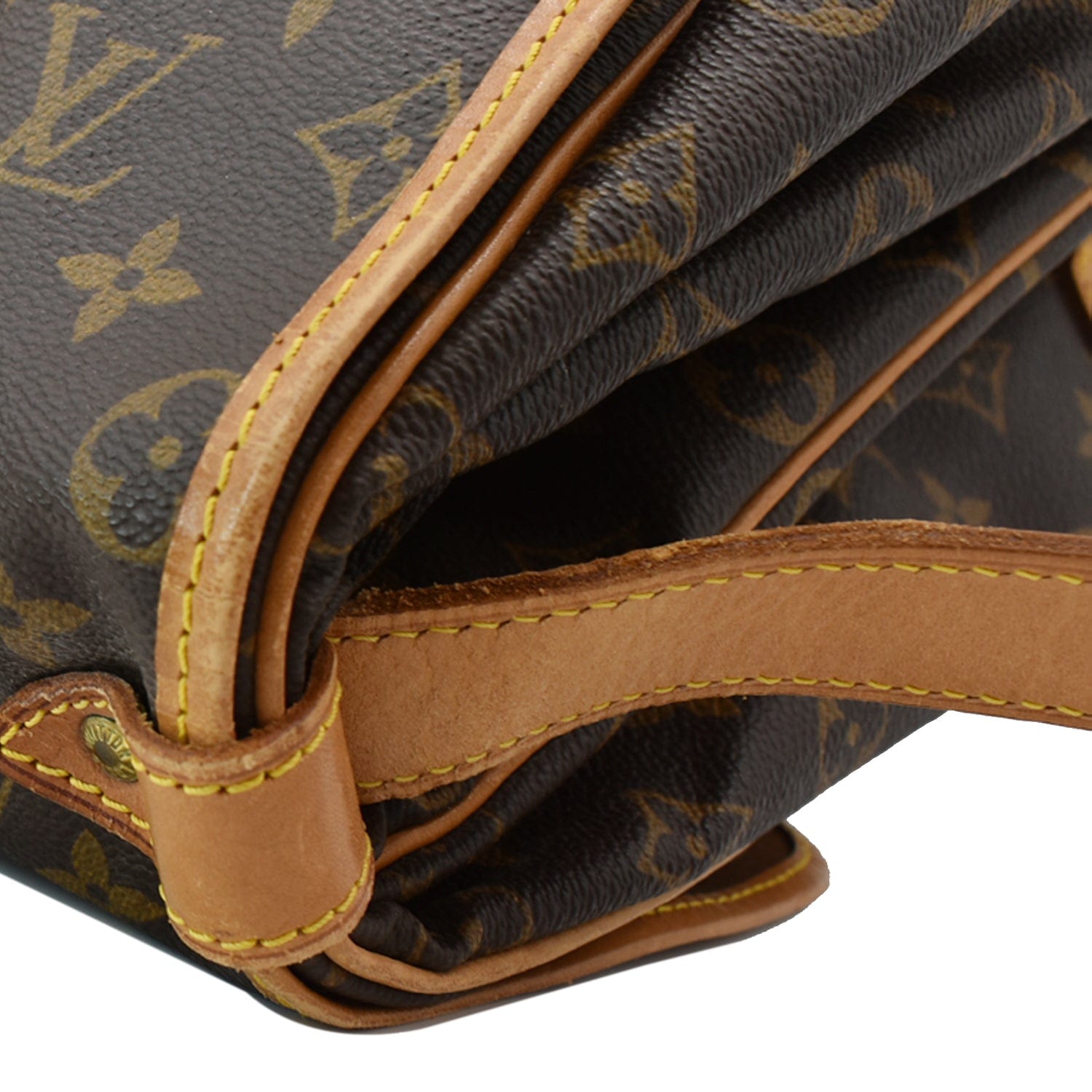 Louis Vuitton Saumur 43 Brown Cloth ref.432902 - Joli Closet