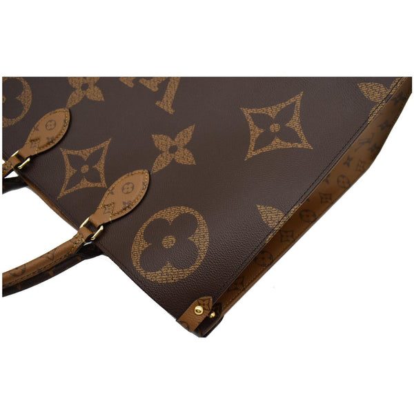 LOUIS VUITTON Onthego GM Giant Monogram Canvas Tote Shoulder Bag Brown