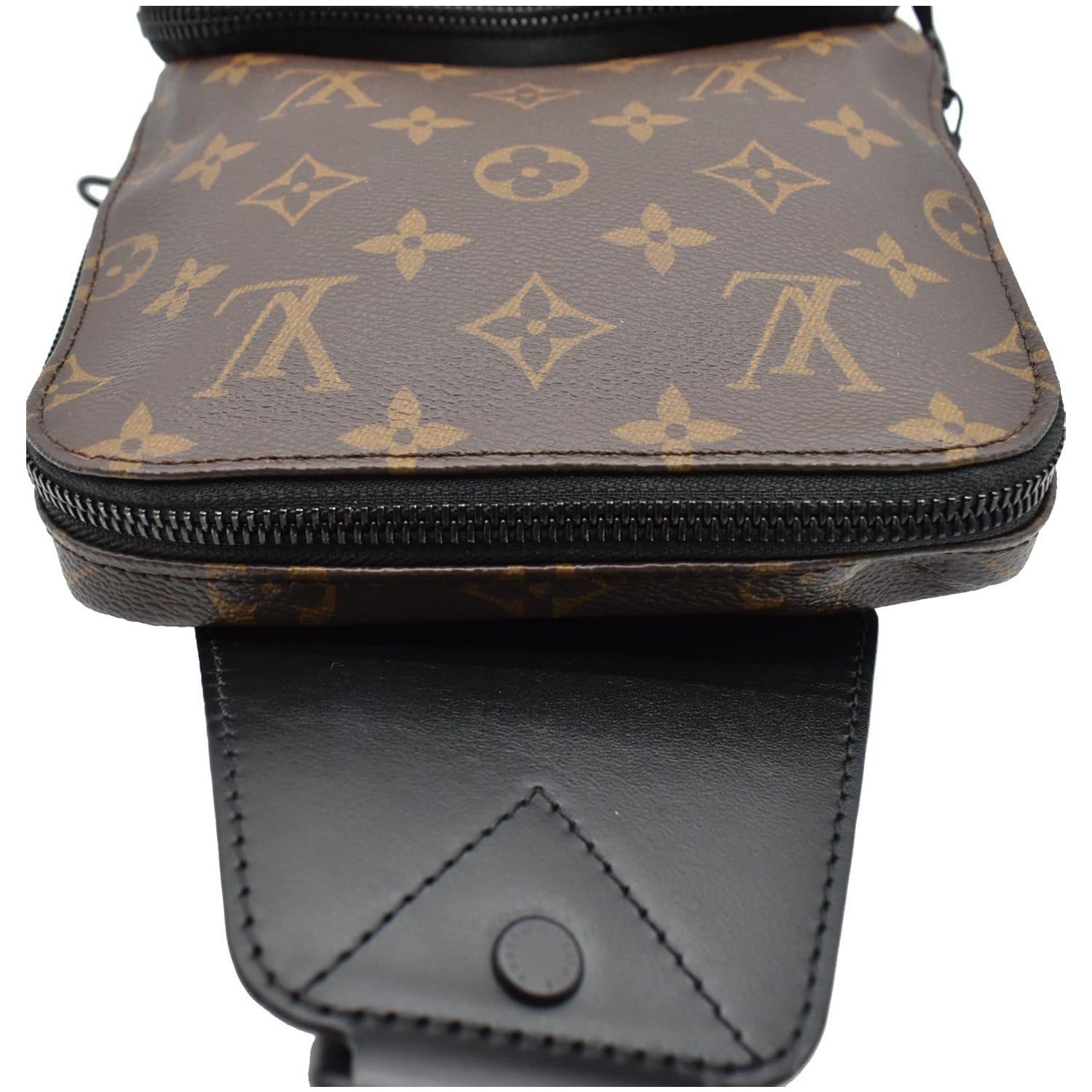 Louis Vuitton Avenue Sling Damier Ebene Crossbody Bag