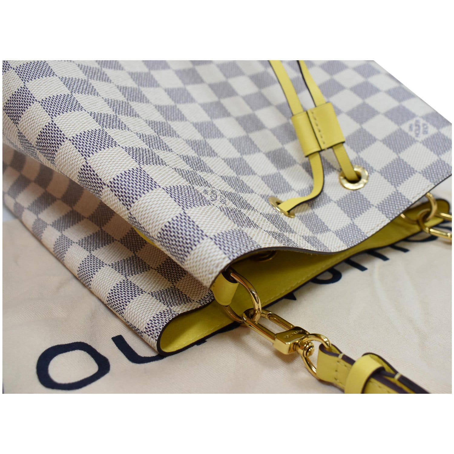 Louis Vuitton, Bags, Louis Vuitton Neonoe Shoulder Crossbody Bag N45  Damier Azur Ghw Pineapple Lv