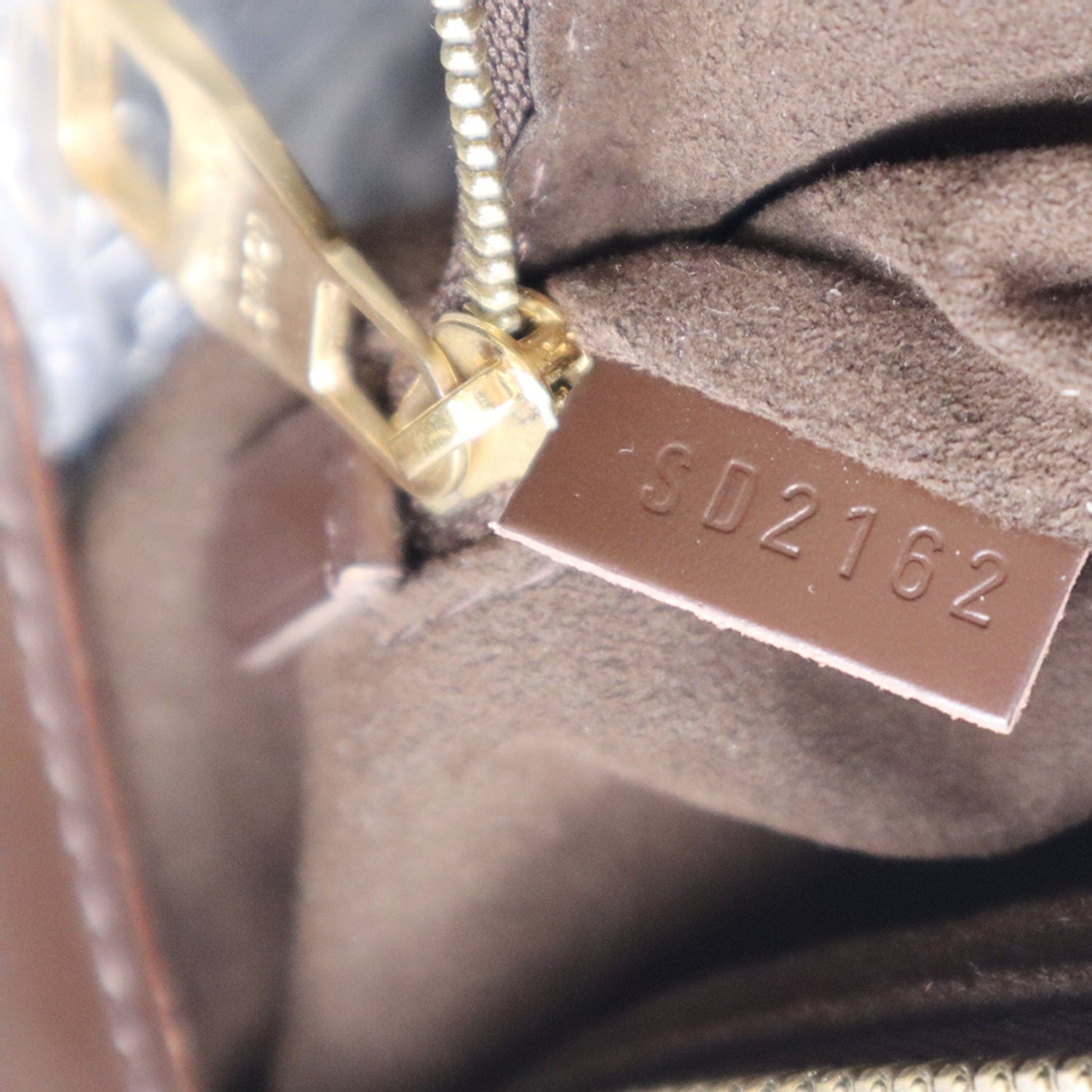 Louis Vuitton Vintage Damier Ebene Portobello Crossbody Bag - Brown Crossbody  Bags, Handbags - LOU762094