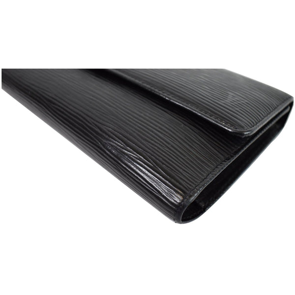 LOUIS VUITTON Porte-Tresor Epi Leather International Wallet Black