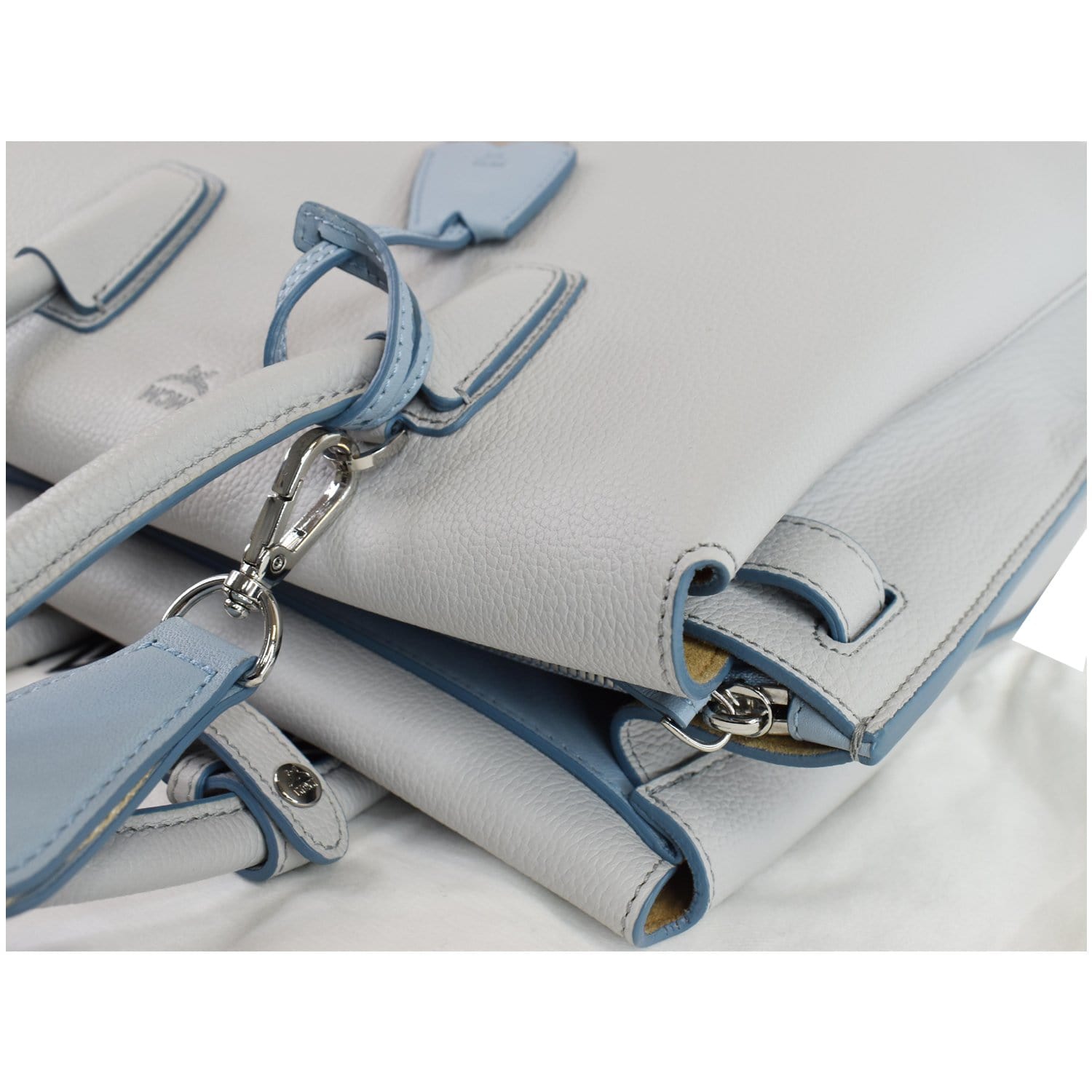 Milla leather handbag MCM Beige in Leather - 36102292