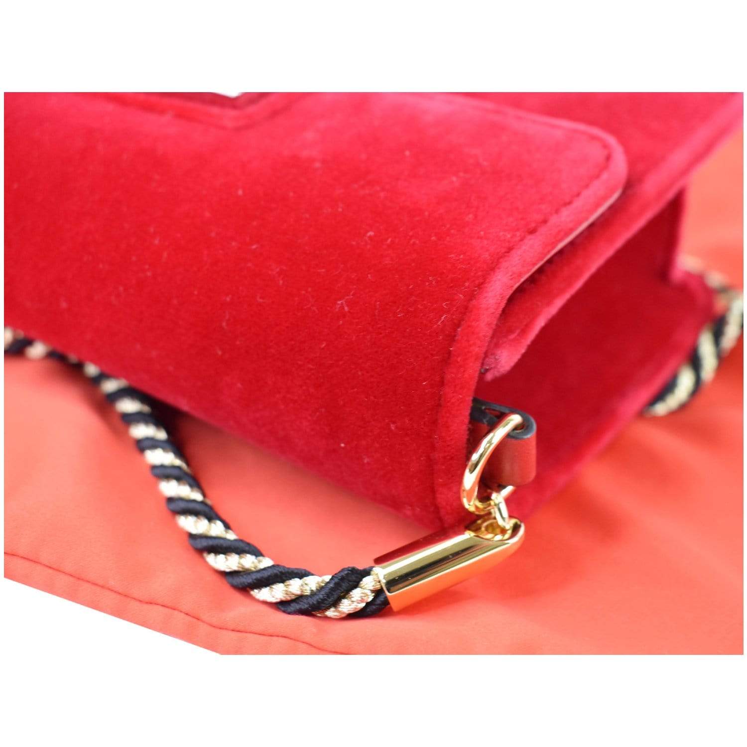 Gucci Beauty Pouch To Crossbody Purse Velvet Burgundy Gold Chain Mini  Handbag