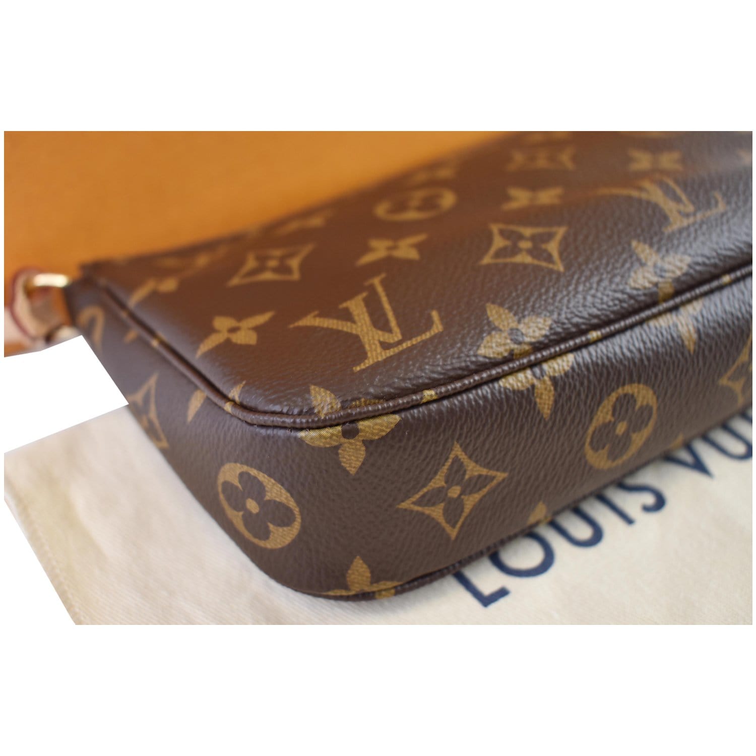 Pochette accessoire mini bag Louis Vuitton Brown in Plastic - 35088027